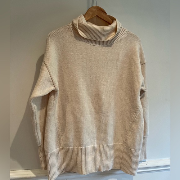 Aritzia Babaton Cashmere Turtleneck Sweater - Picture 2 of 7